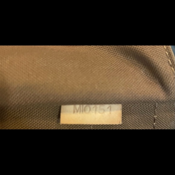 Authentic Louis Vuitton Montorguiel GM Comes with original dust bag and box - Picture 15 of 15